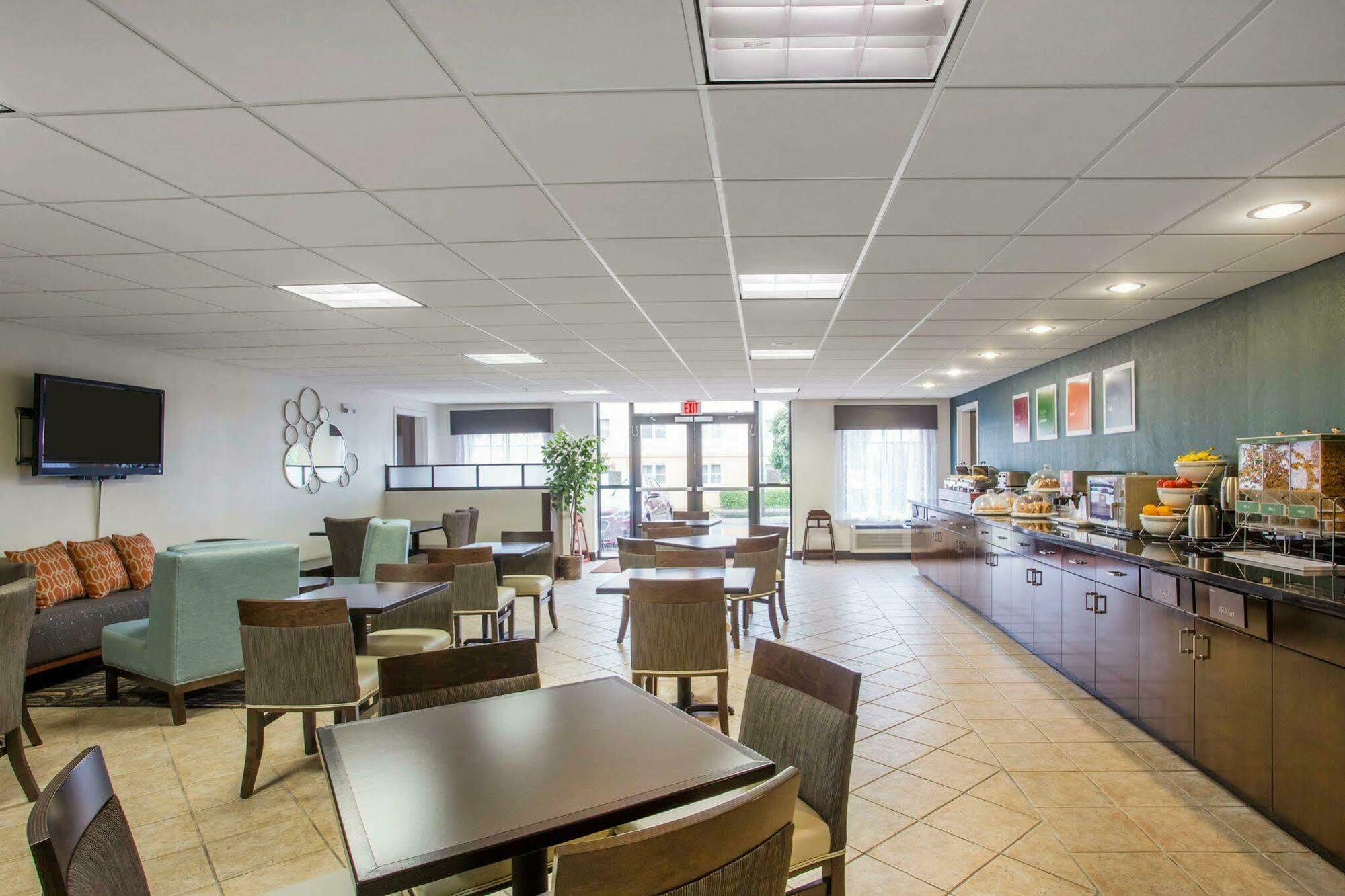 Comfort Suites Лебанон Экстерьер фото